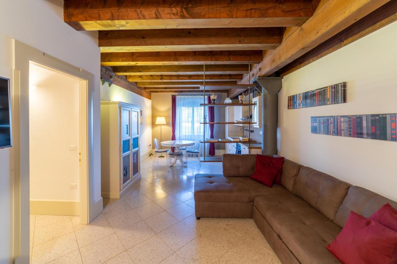 Youatmolino Canal View Apartment Benátky Exteriér fotografie